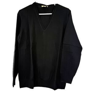 Burberry Women's Black Merino Wool V-Neck Uniform Sweater NWT Size Large